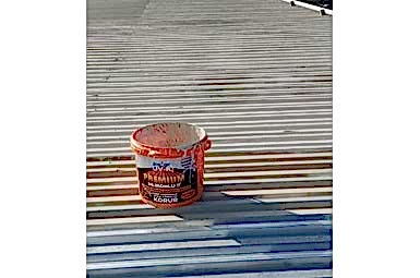 Oluklu Sac Çatı Üzerine Hangi Malzeme Kullanılır ? 02-00002