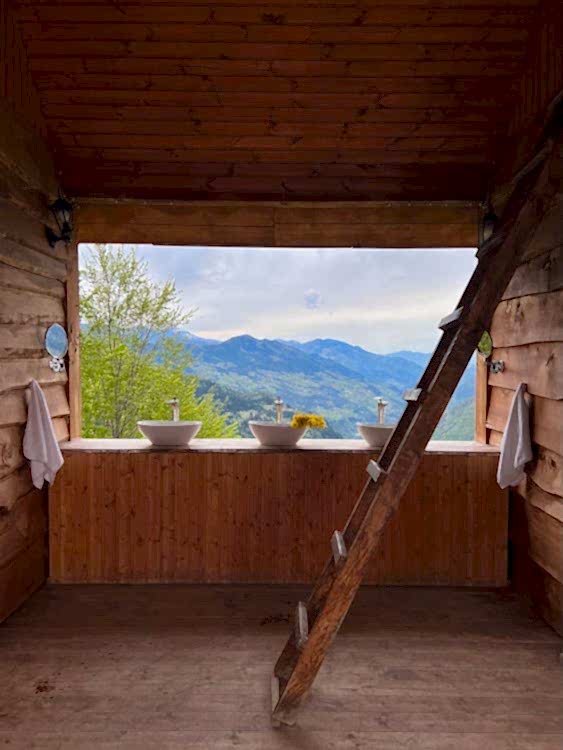 Ahşap Merdiven Hangi Malzeme İle Boyanır ? 01-0004